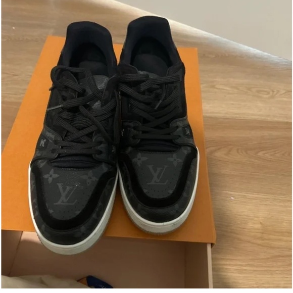 Lv sneakers main image 5